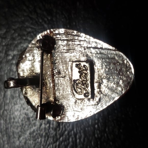 Vintage Best Strawberry Brooch - Picture 4 of 5